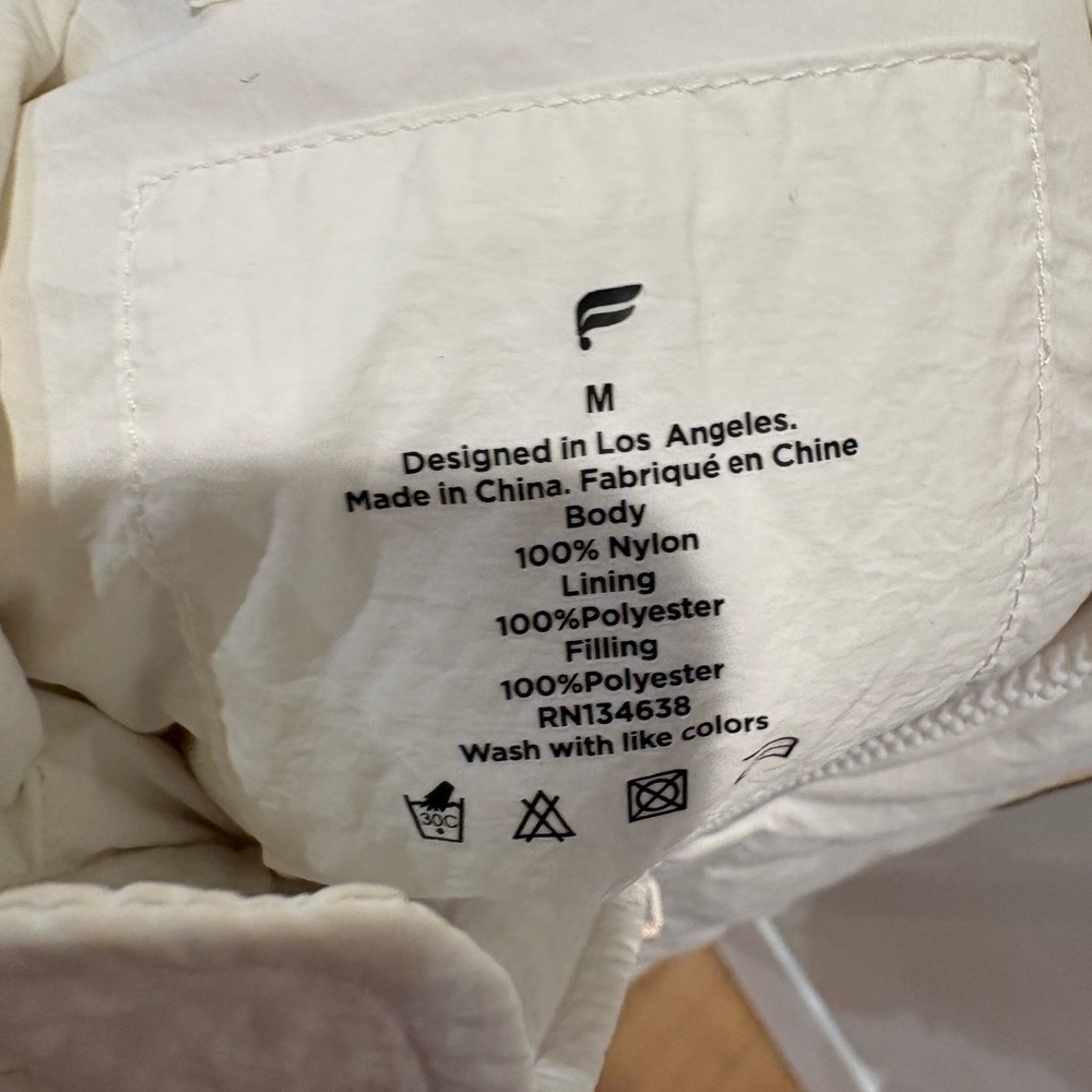 Fabletics White Puffer Vest - Picture 4 of 4